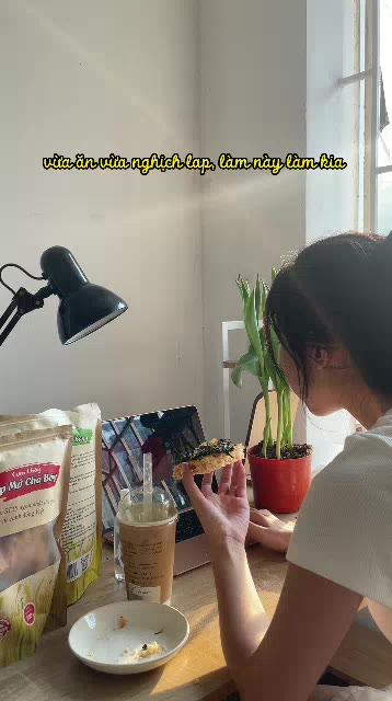 vn_f03169e6-9c2d-4306-addc-2dd045dfcc04_000238